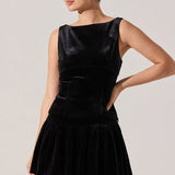 Jinnie Velvet Boat Neck Top in Black