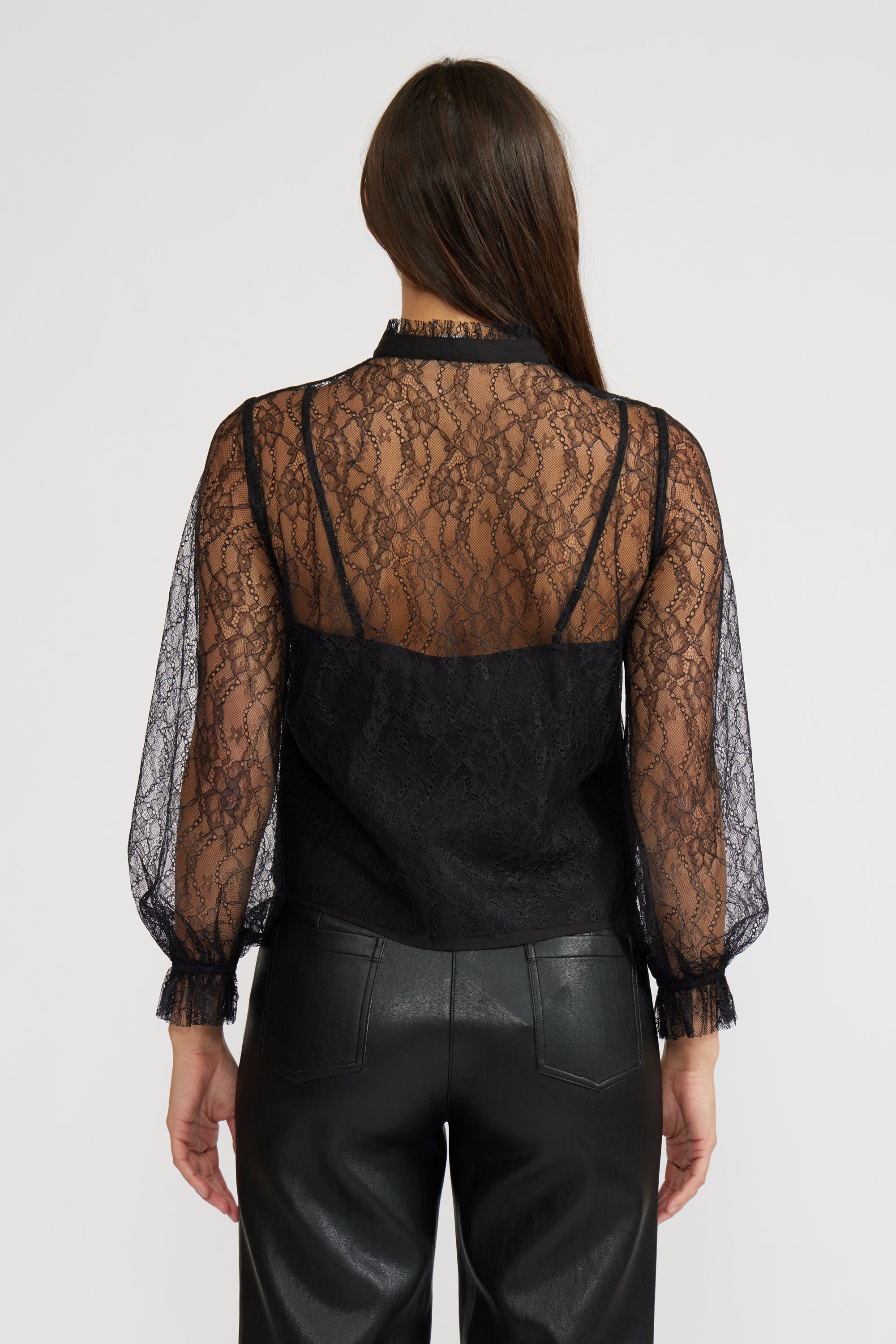 T4581 LIZETTE LS LACE TOP