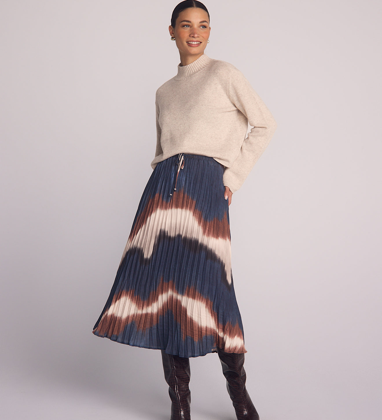 B3119-J49-300 - PLEATED SKIRT WITH TIE