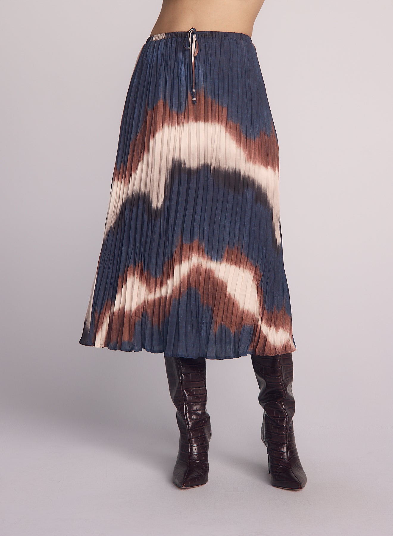 B3119-J49-300 - PLEATED SKIRT WITH TIE