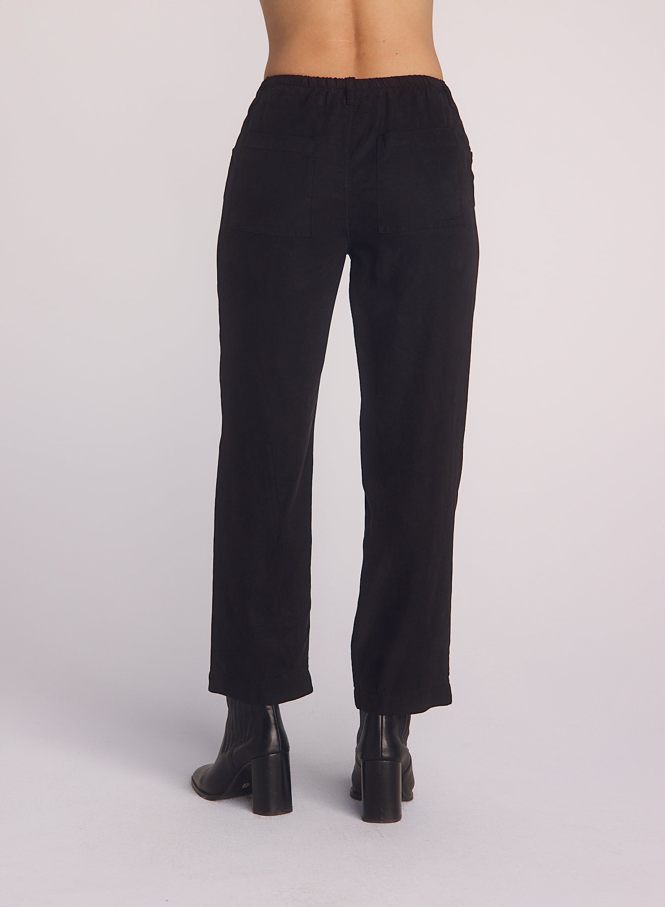 B3161-G62-302 - PULL ON TROUSER LEG