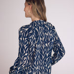 B4988-J34-304 - LONG SLEEVE SHIRRED RAGLAN SHIRT