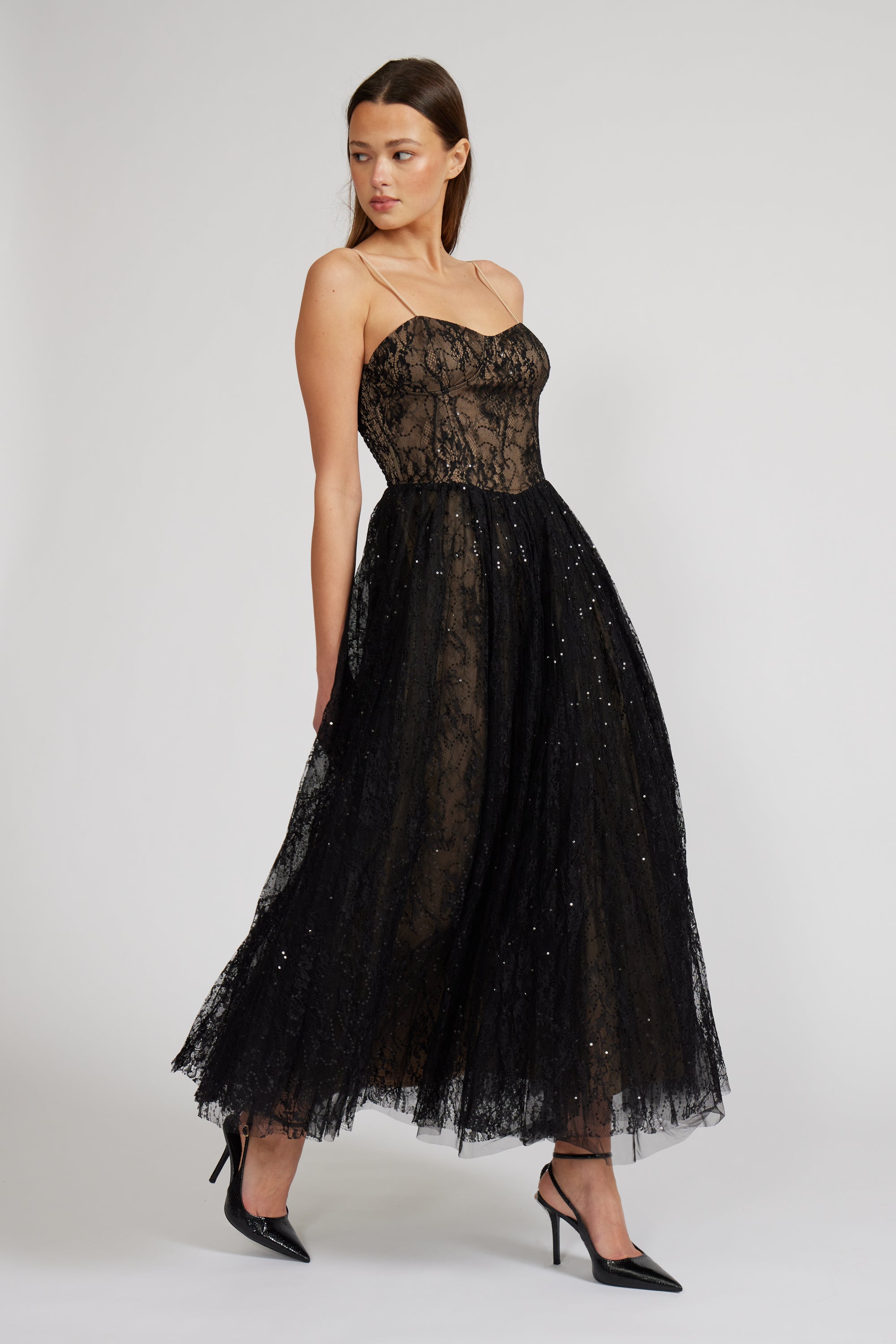 DR2665-1 KELLY LACE DRESS