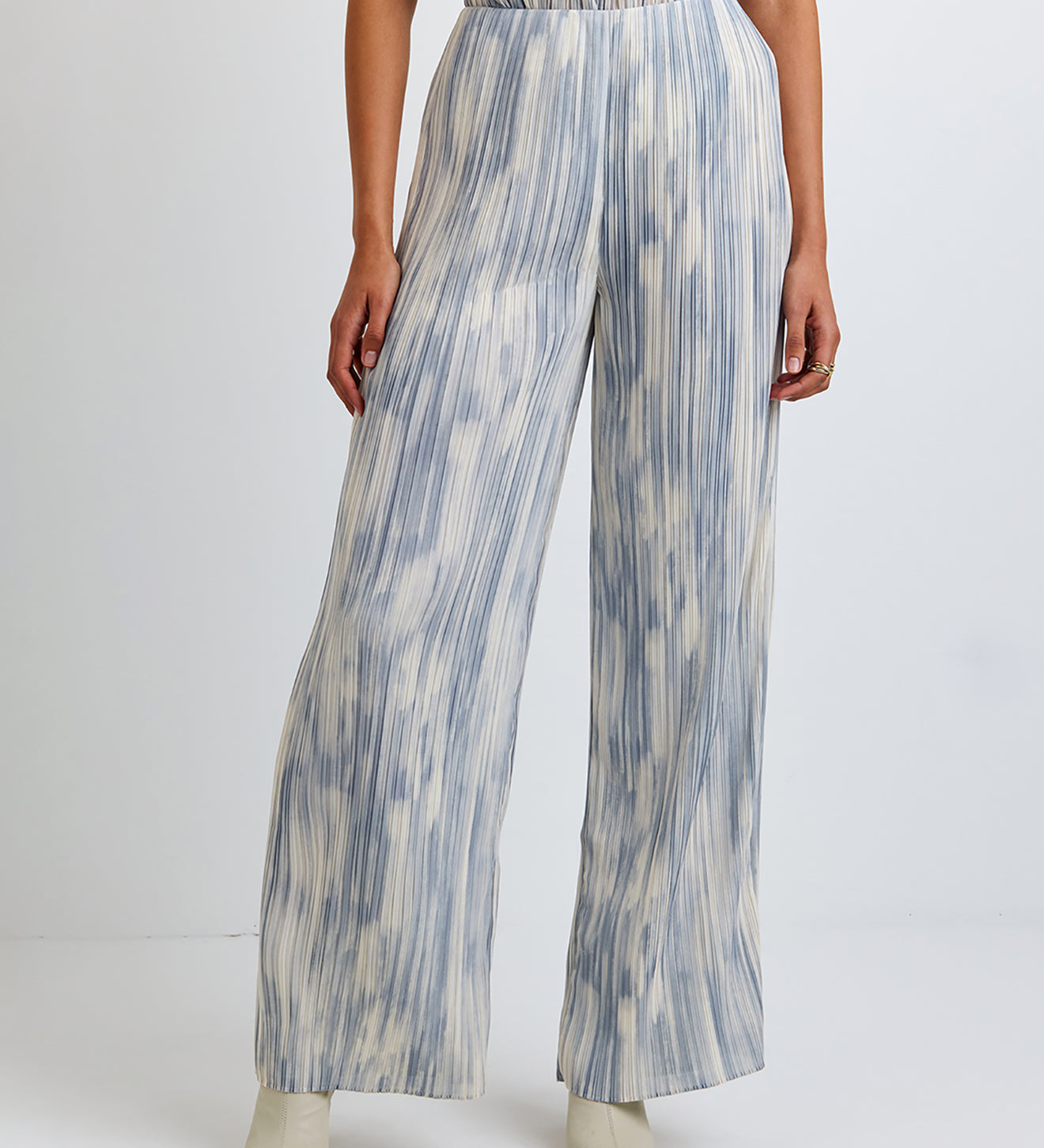 B3234-J95-304 - PULL ON PLEATED PANT