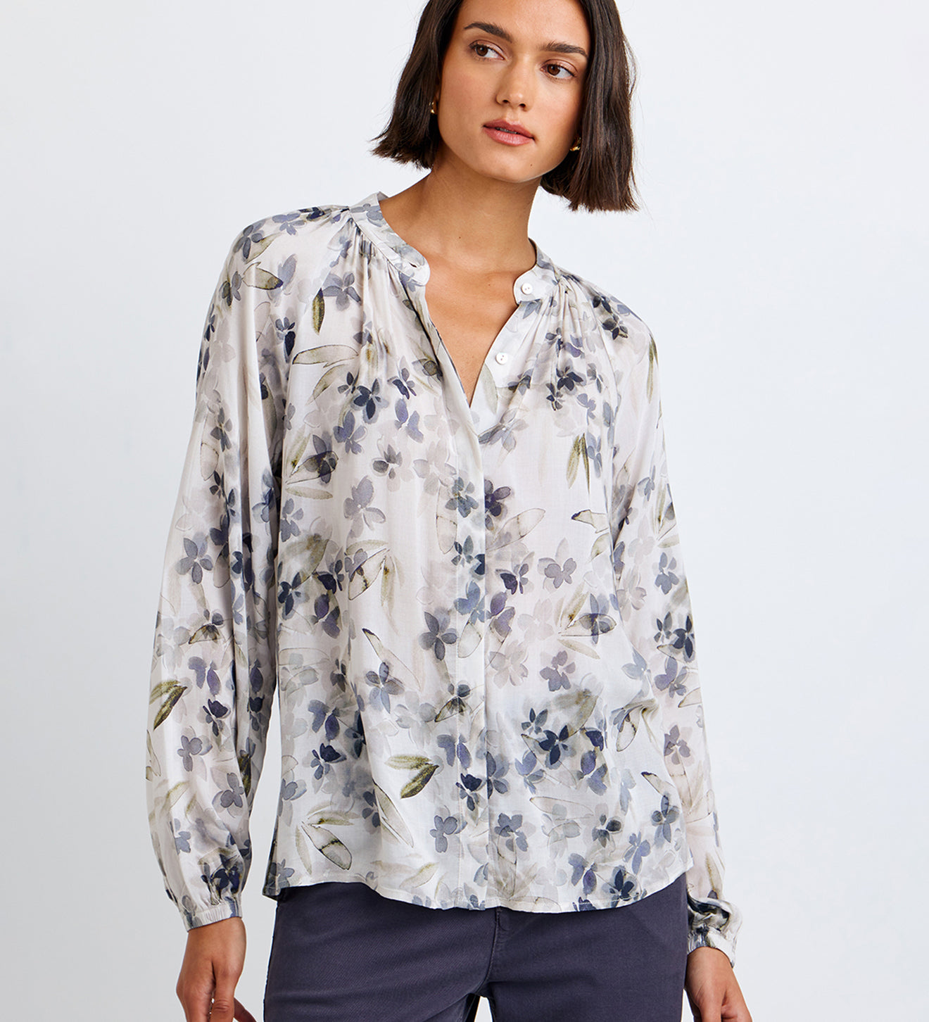 B4988-J79-304 - LONG SLEEVE SHIRRED RAGLAN SHIRT