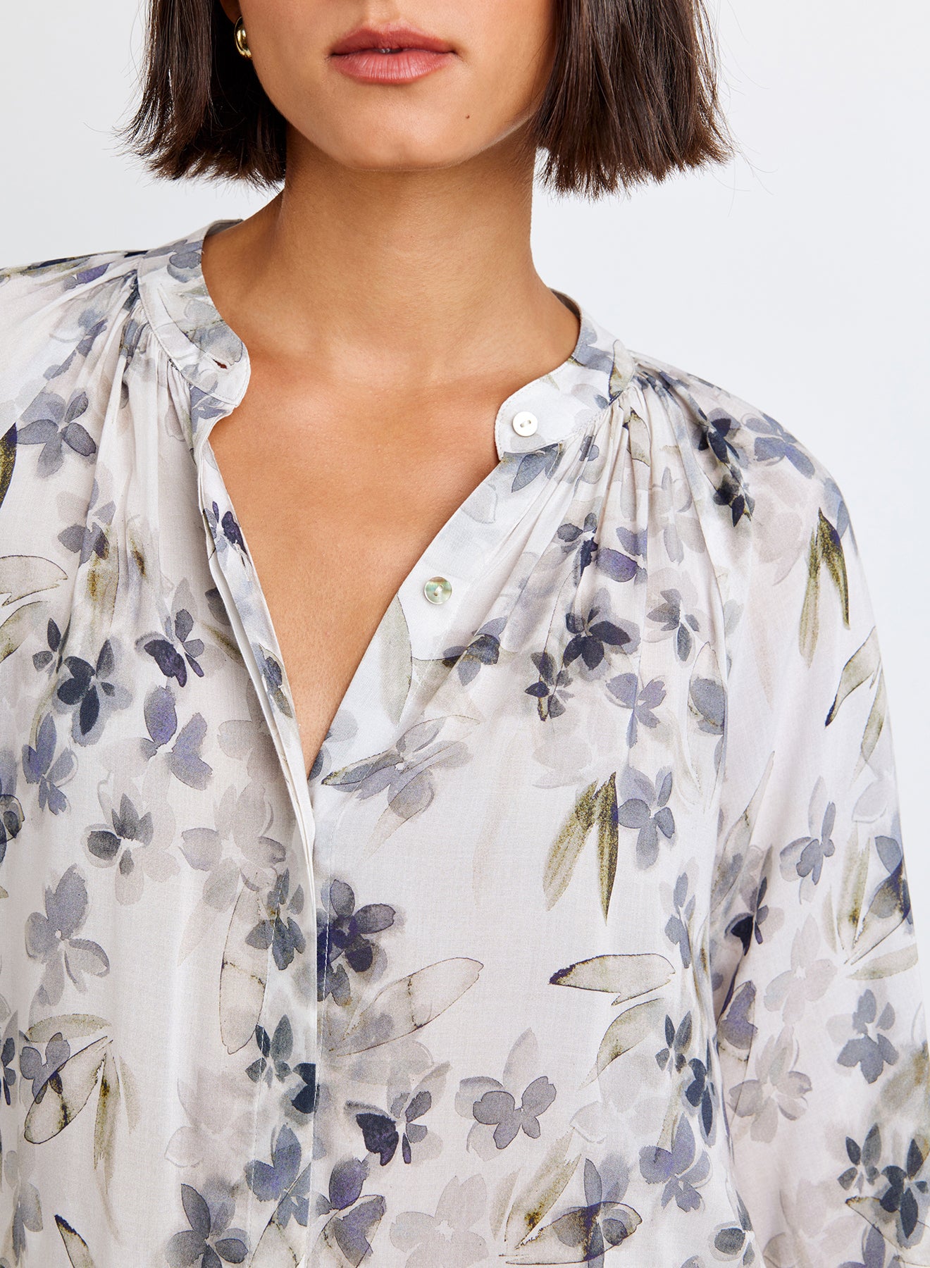 B4988-J79-304 - LONG SLEEVE SHIRRED RAGLAN SHIRT