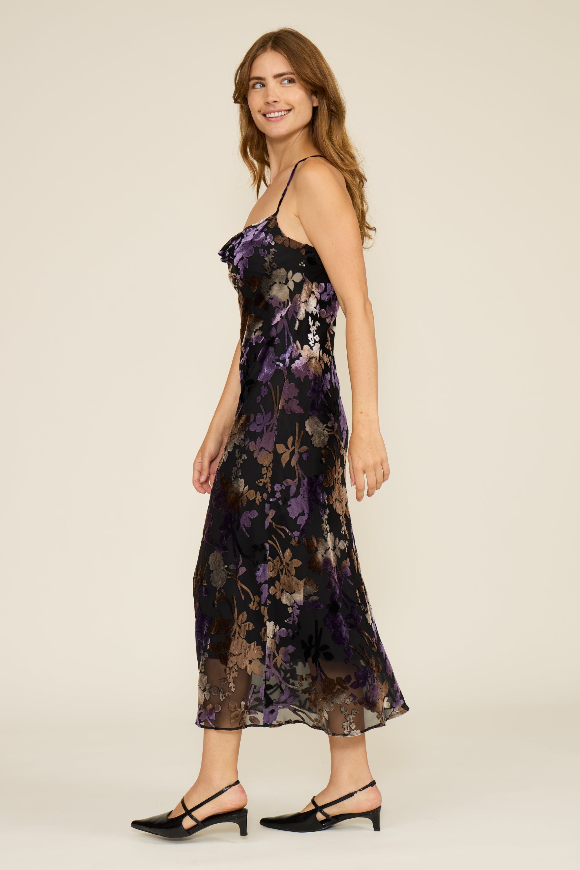 DR4536-1 WISTERIA MAXI DRESS