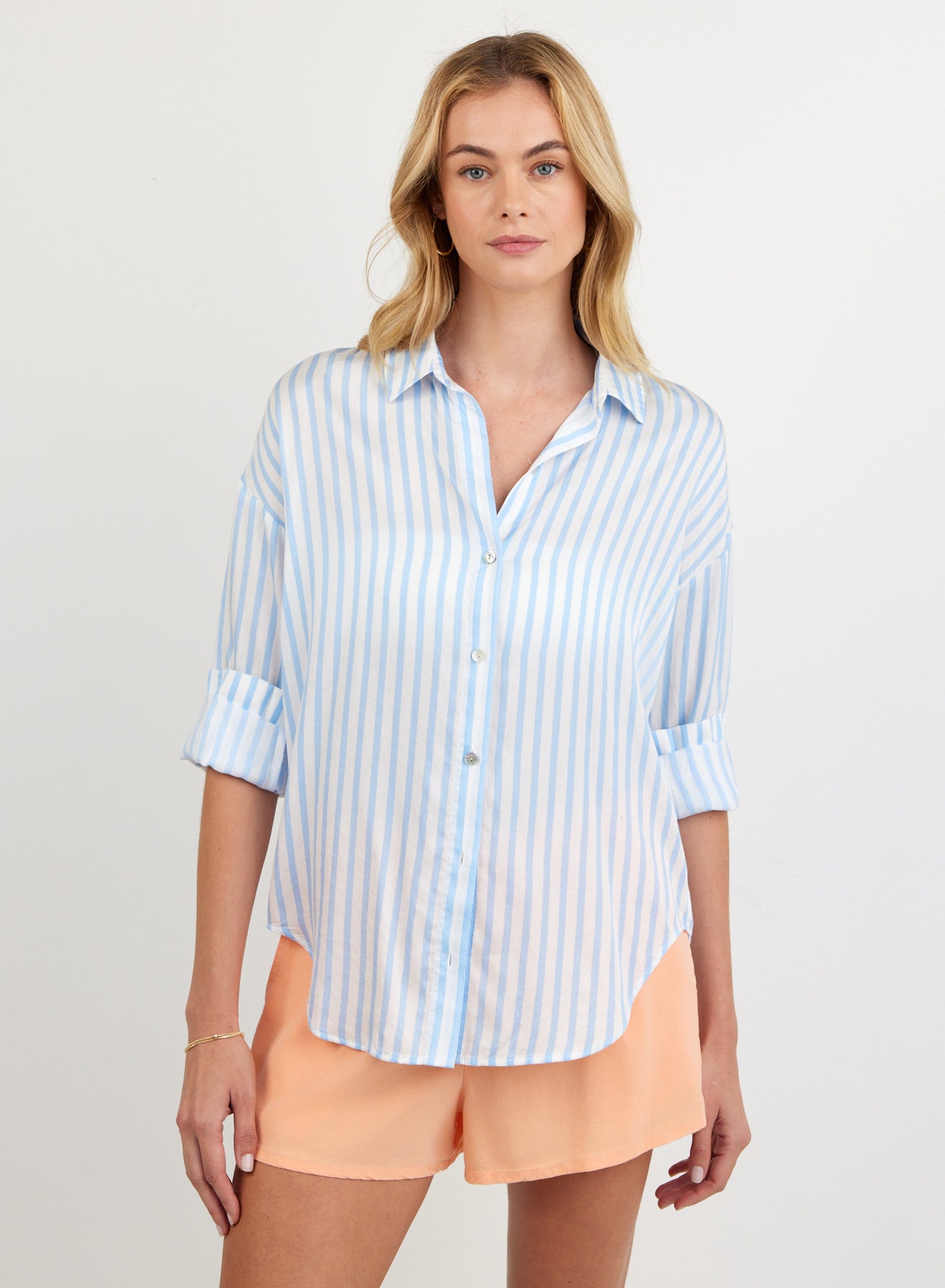 B2446-G32-304 - OVERSIZED BUTTON DOWN