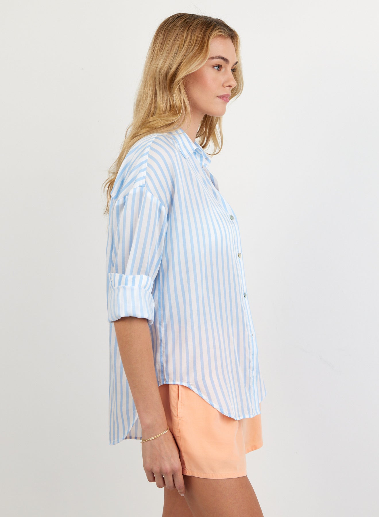 B2446-G32-304 - OVERSIZED BUTTON DOWN
