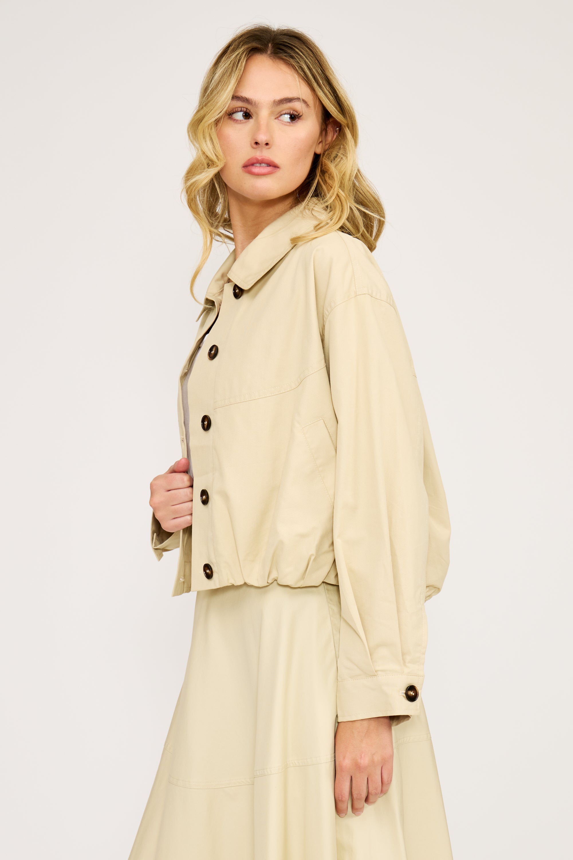 C4888 TIANA BUBBLE HEM JACKET