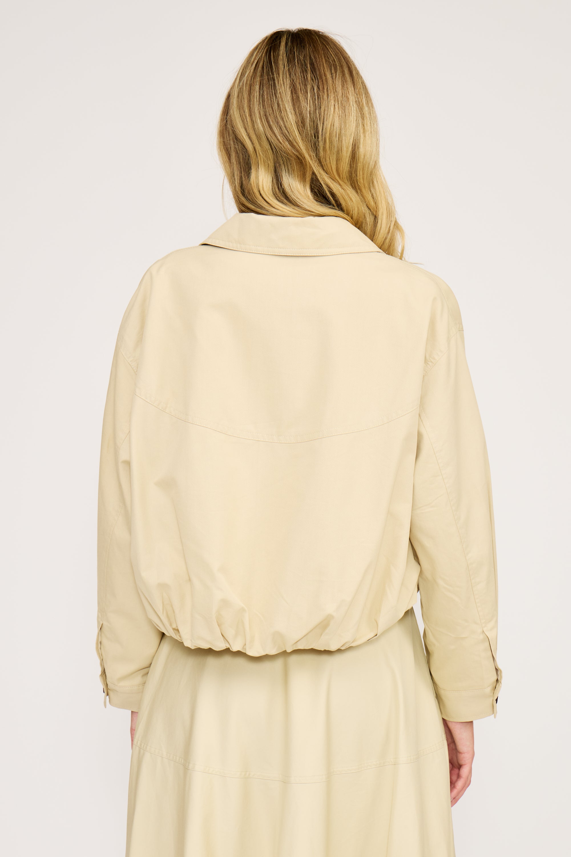 C4888 TIANA BUBBLE HEM JACKET