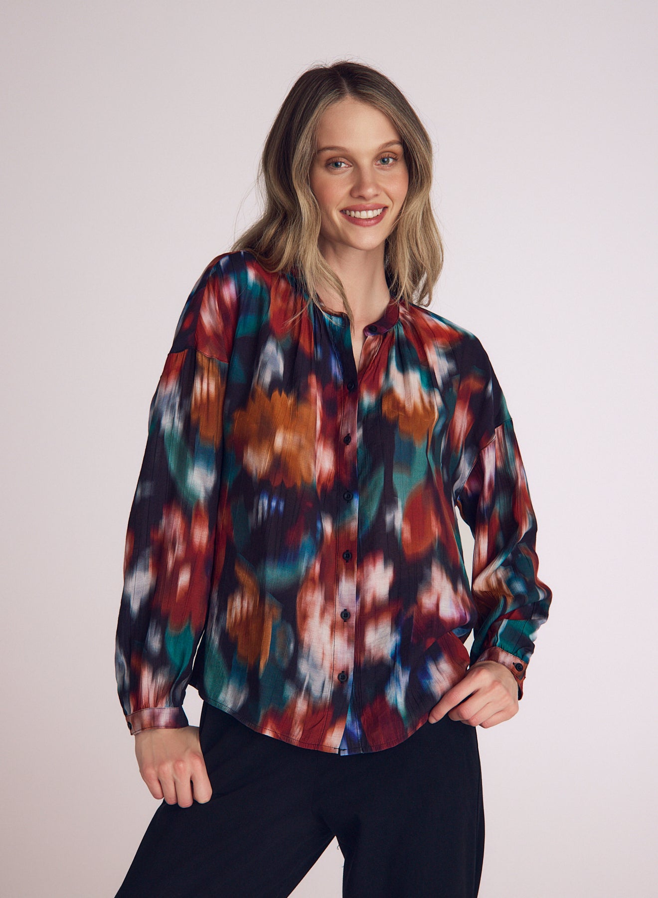 B2451-J46-304 - MANDARIN COLLAR BUTTON DOWN