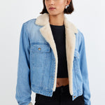 B4115-F85-626 - FUR TRIMMED DENIM JACKET