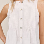B20001-331-302 - SLEEVELESS PINTUCK TOP