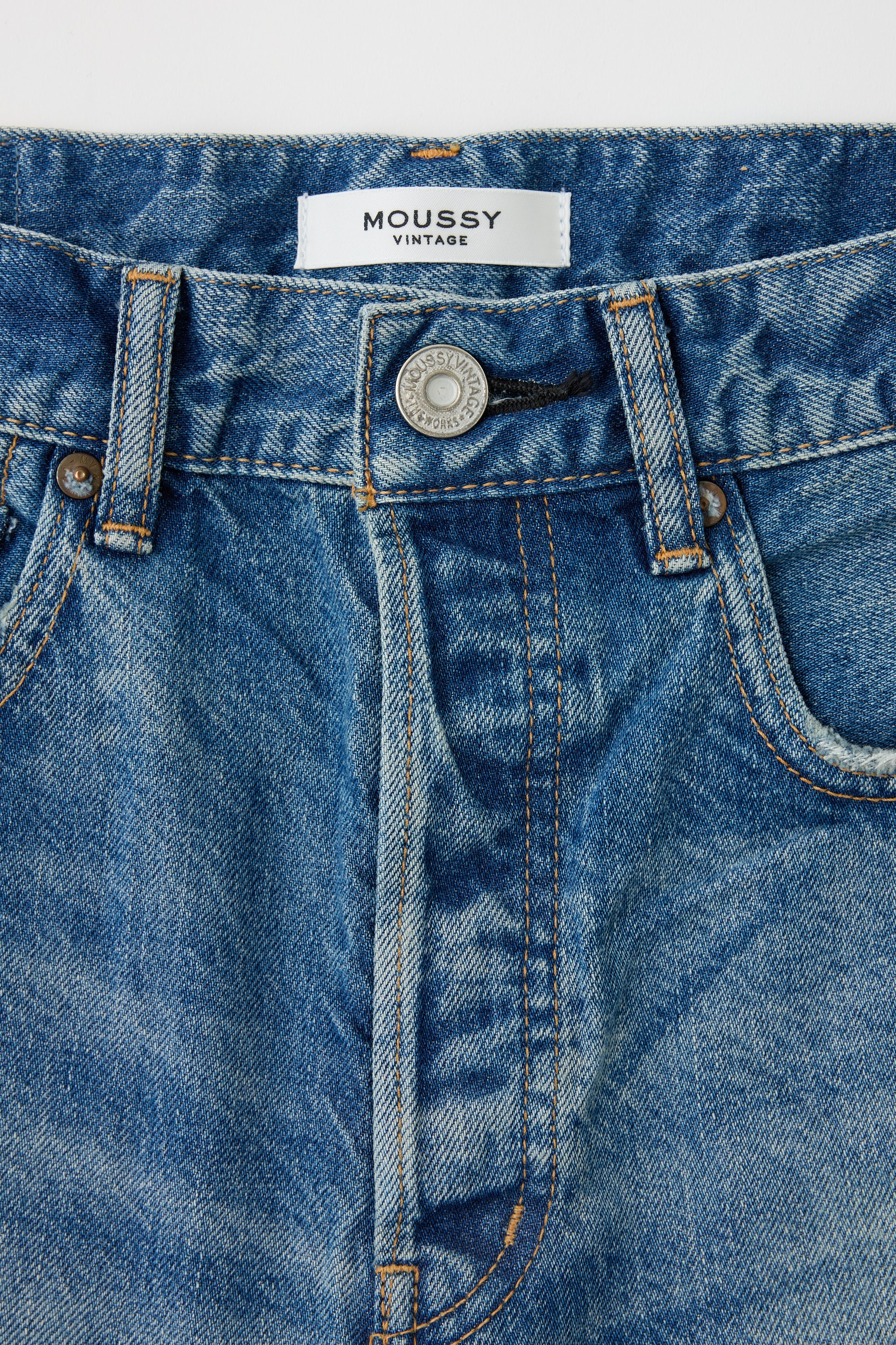 SHORTS - Natick