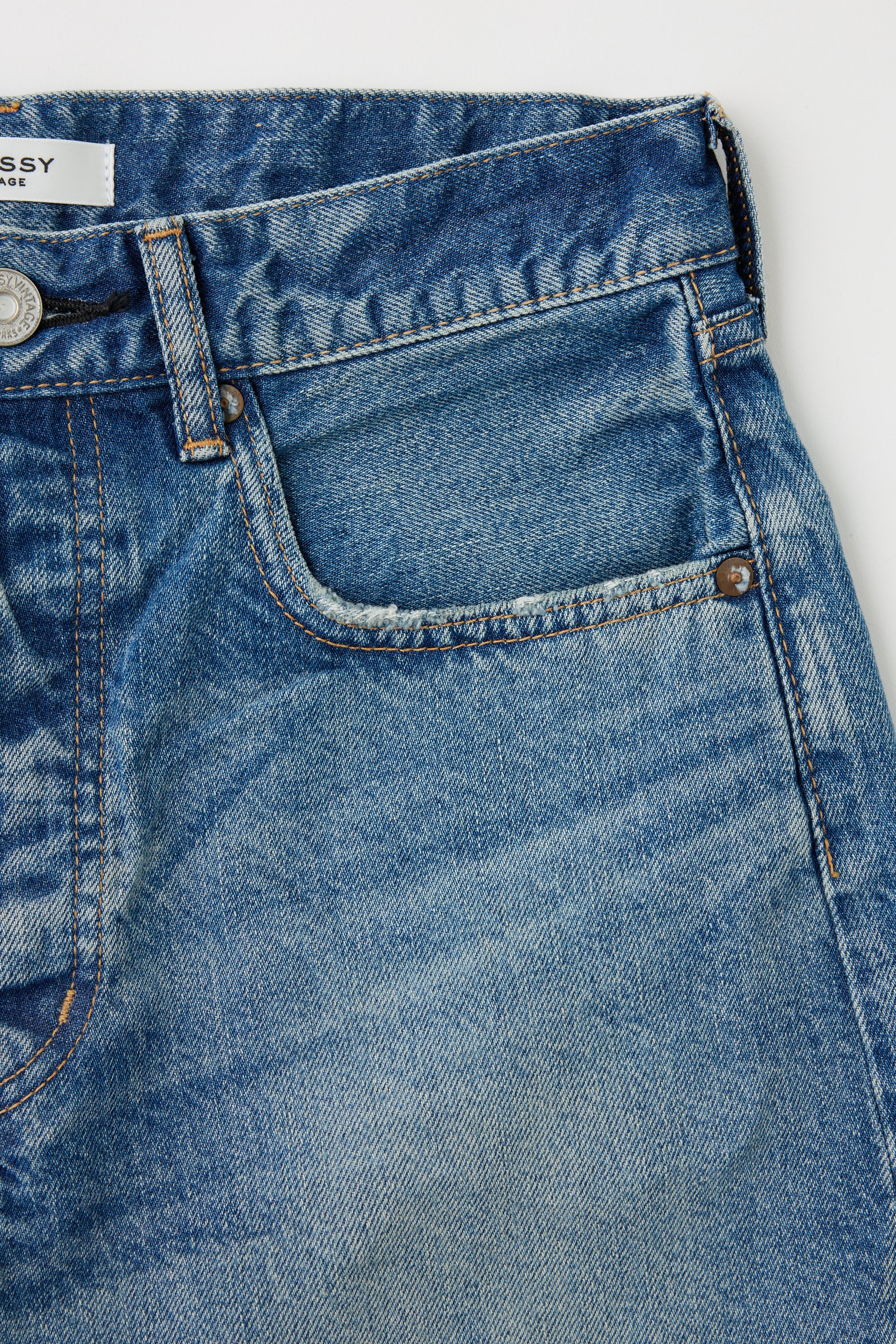 SHORTS - Natick