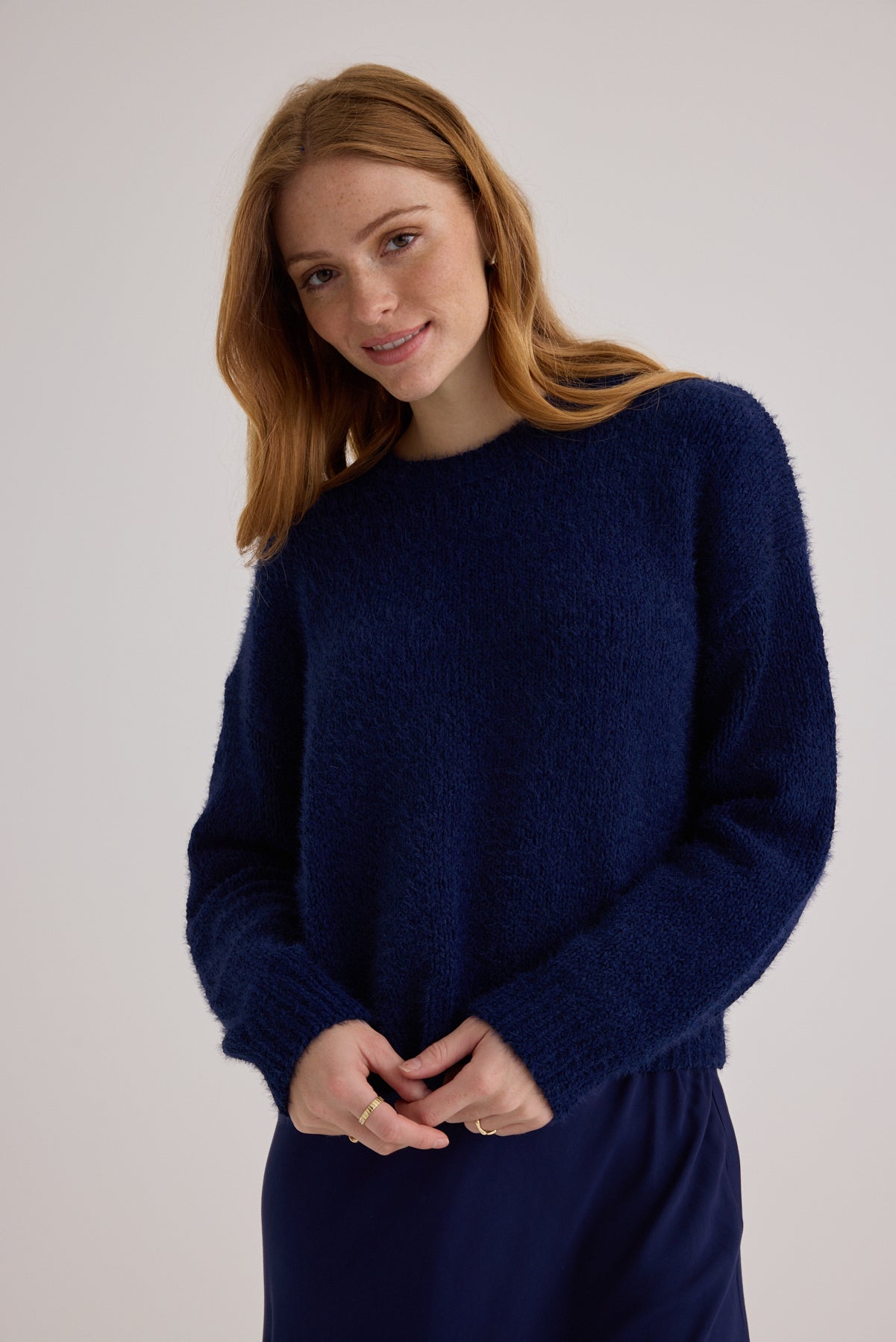 B2001-G82-300 - DROP SHOULDER SWEATER