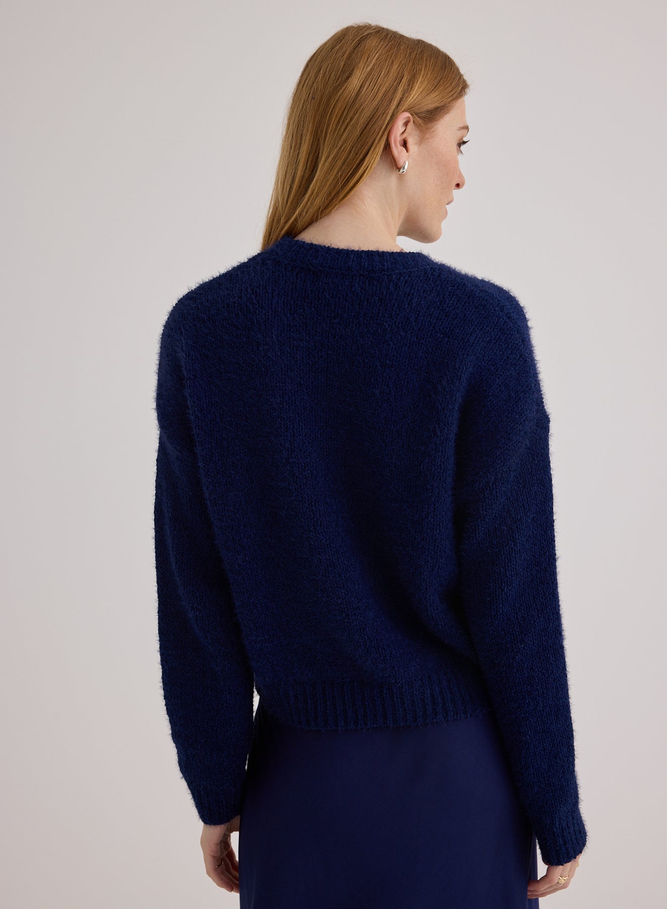 B2001-G82-300 - DROP SHOULDER SWEATER