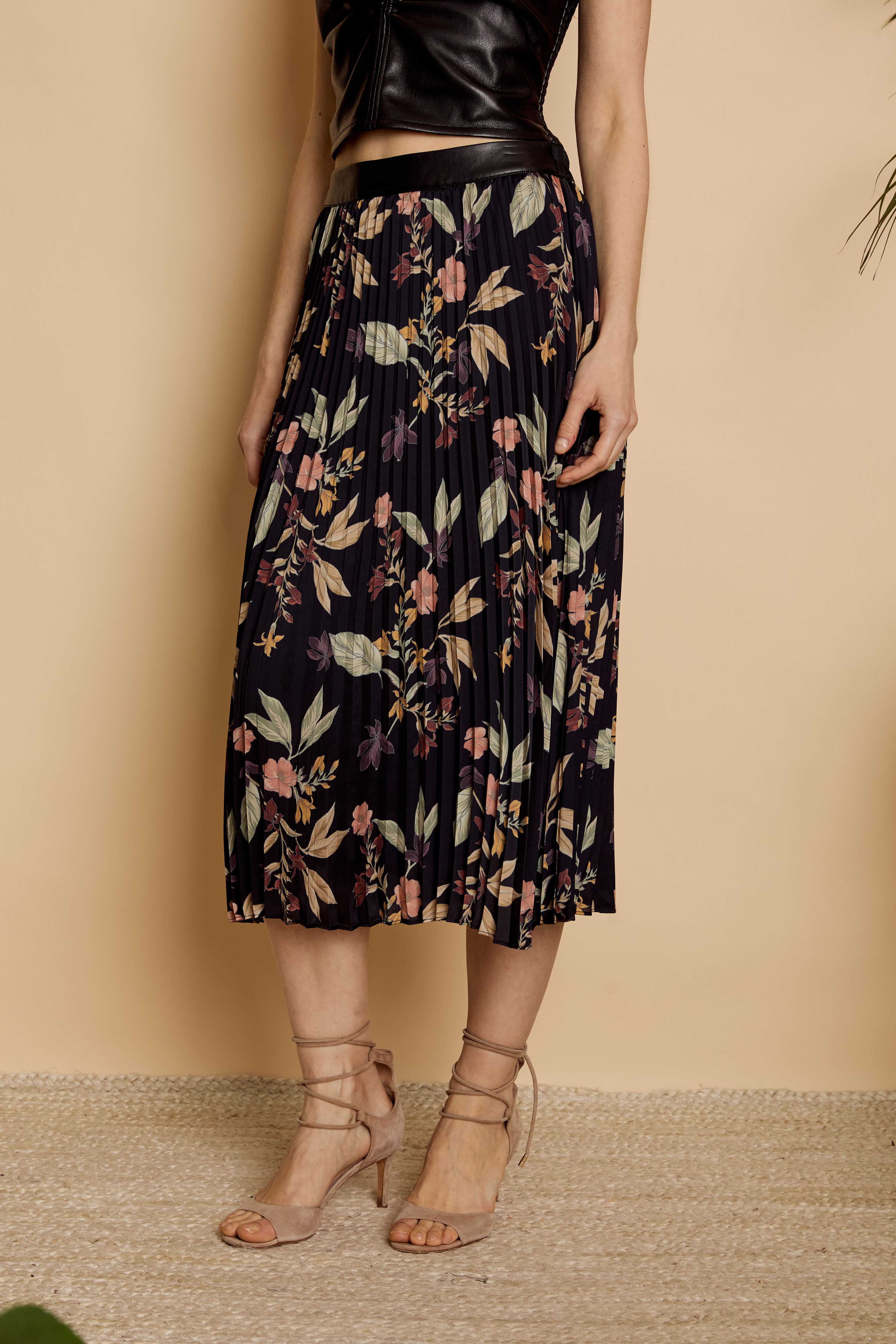 Mia Skirt in Sundown Floral