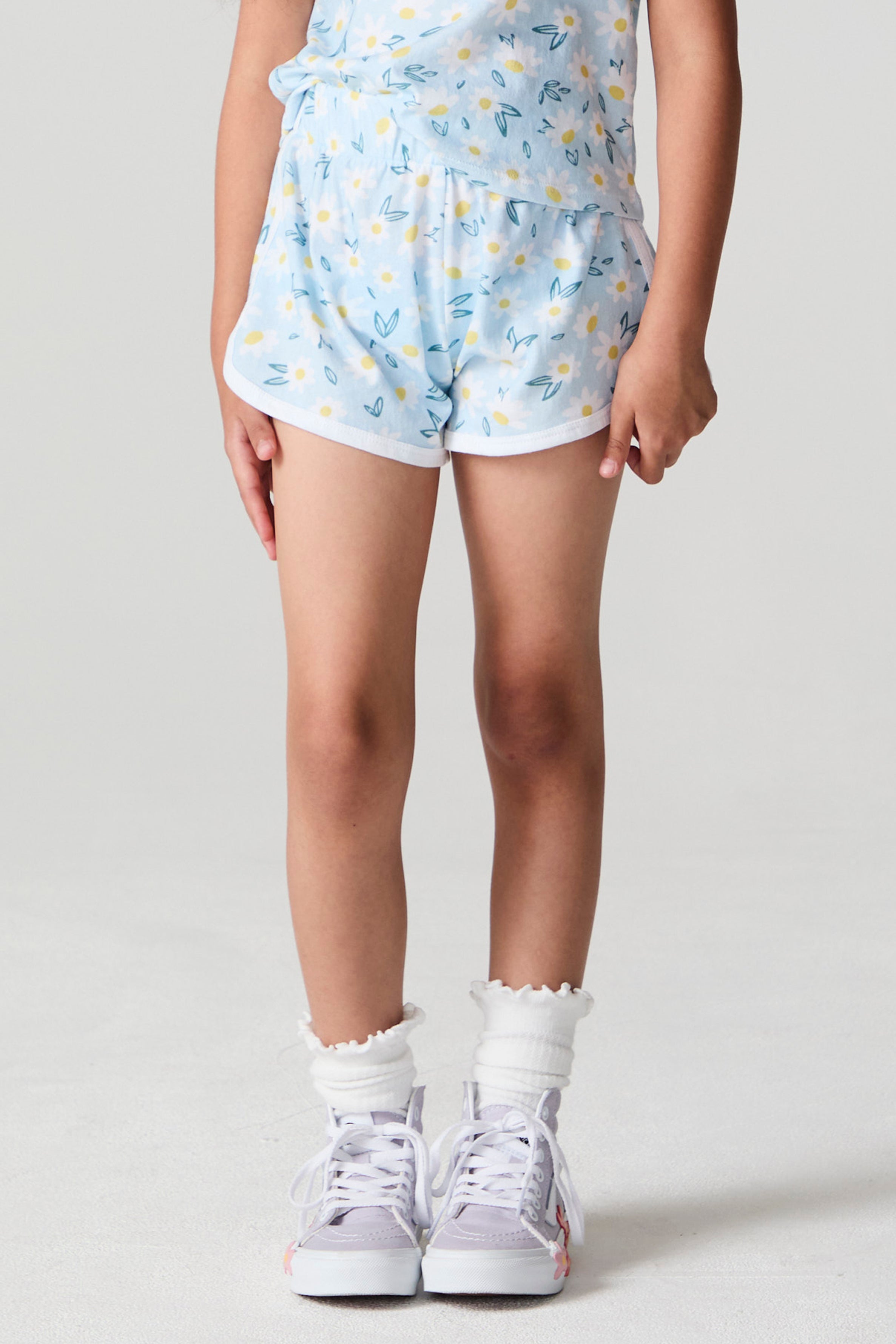 CHASER - DITSY DAISIES