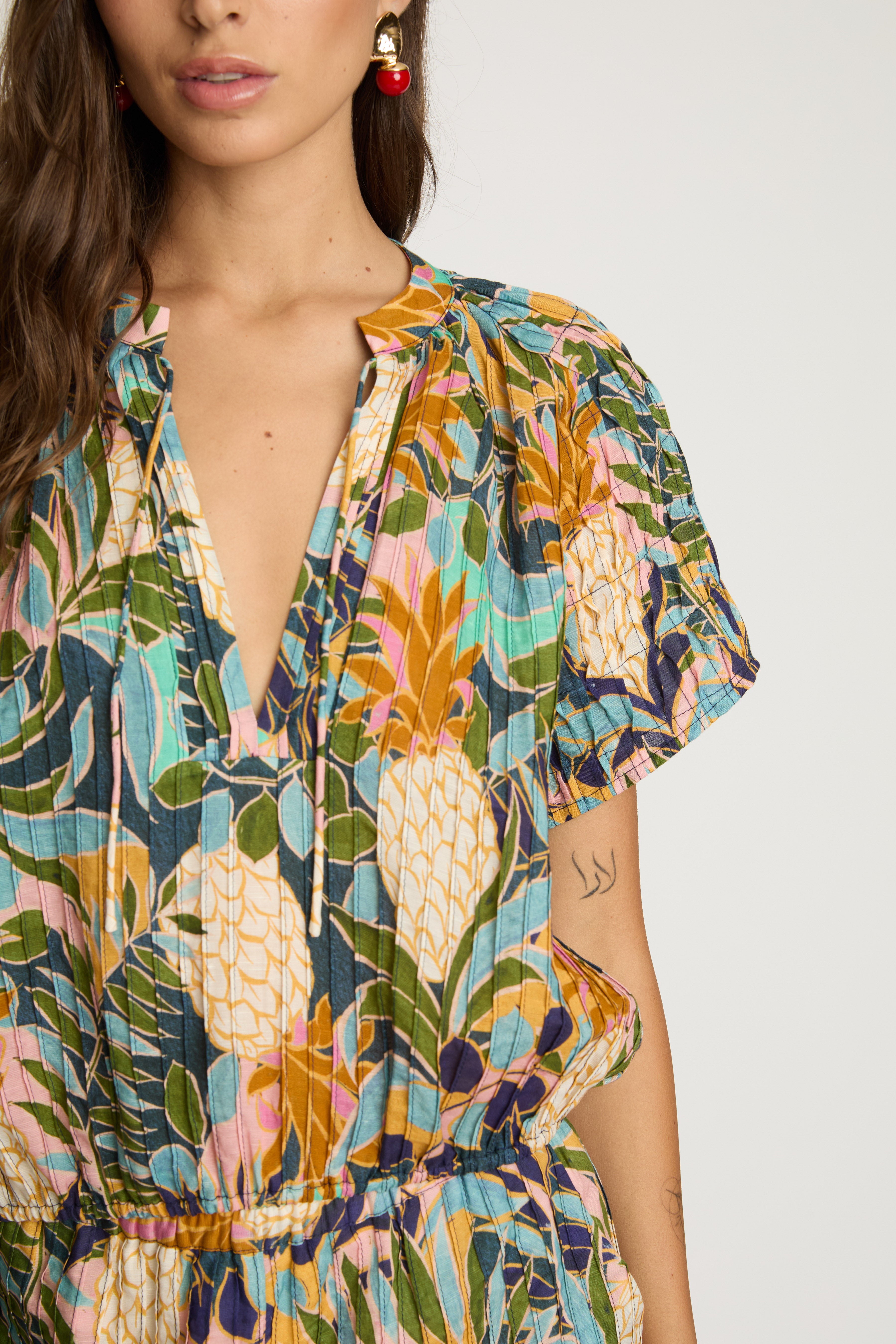 Zola Top in Baroque Pineapple