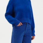 FUZZ CREWNECK EYELASH SWEATER