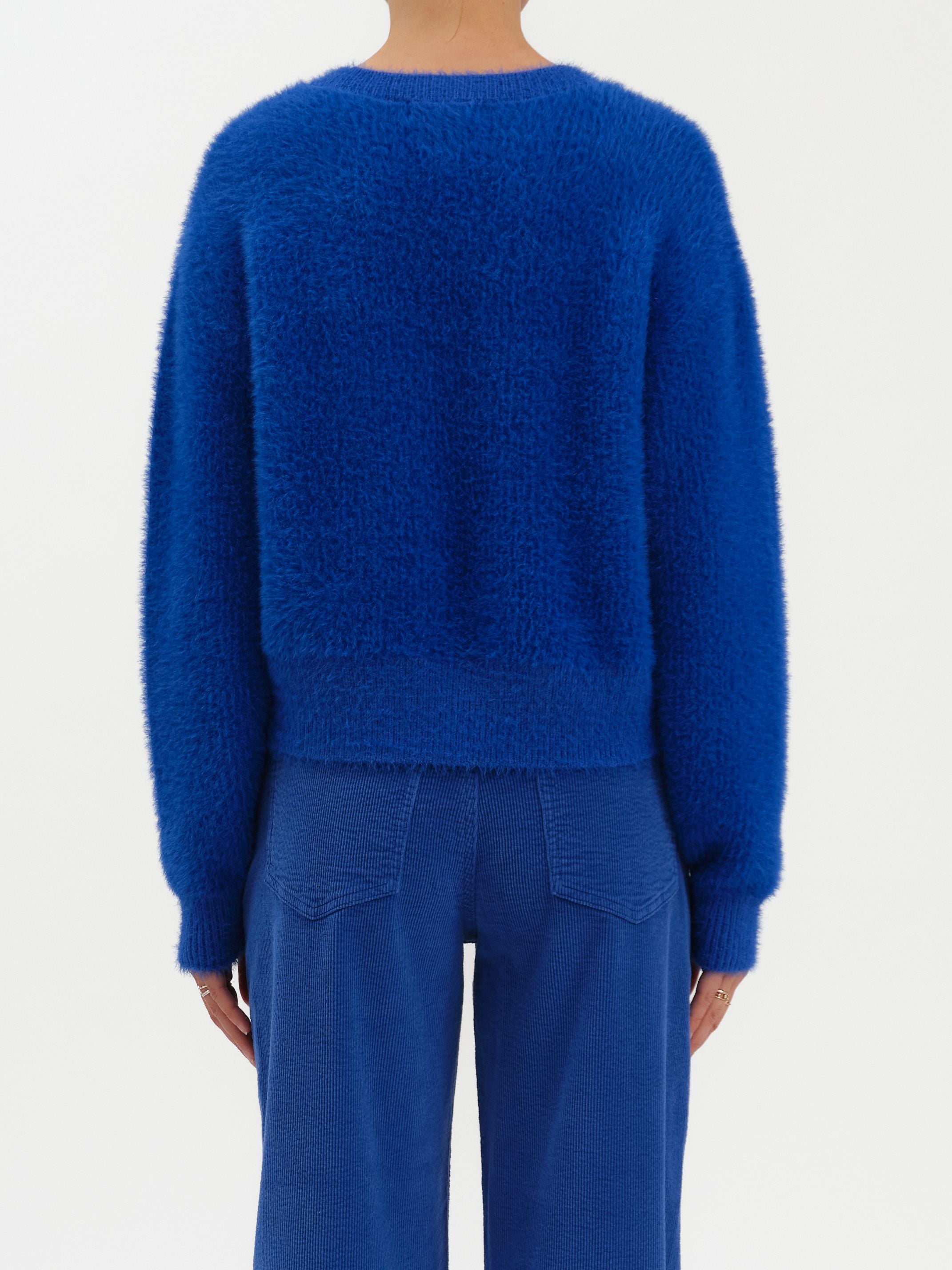 FUZZ CREWNECK EYELASH SWEATER