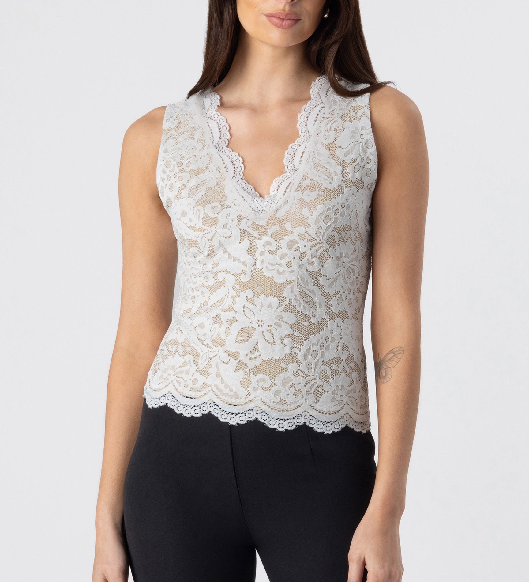 LEILA STRETCH LACE TOP