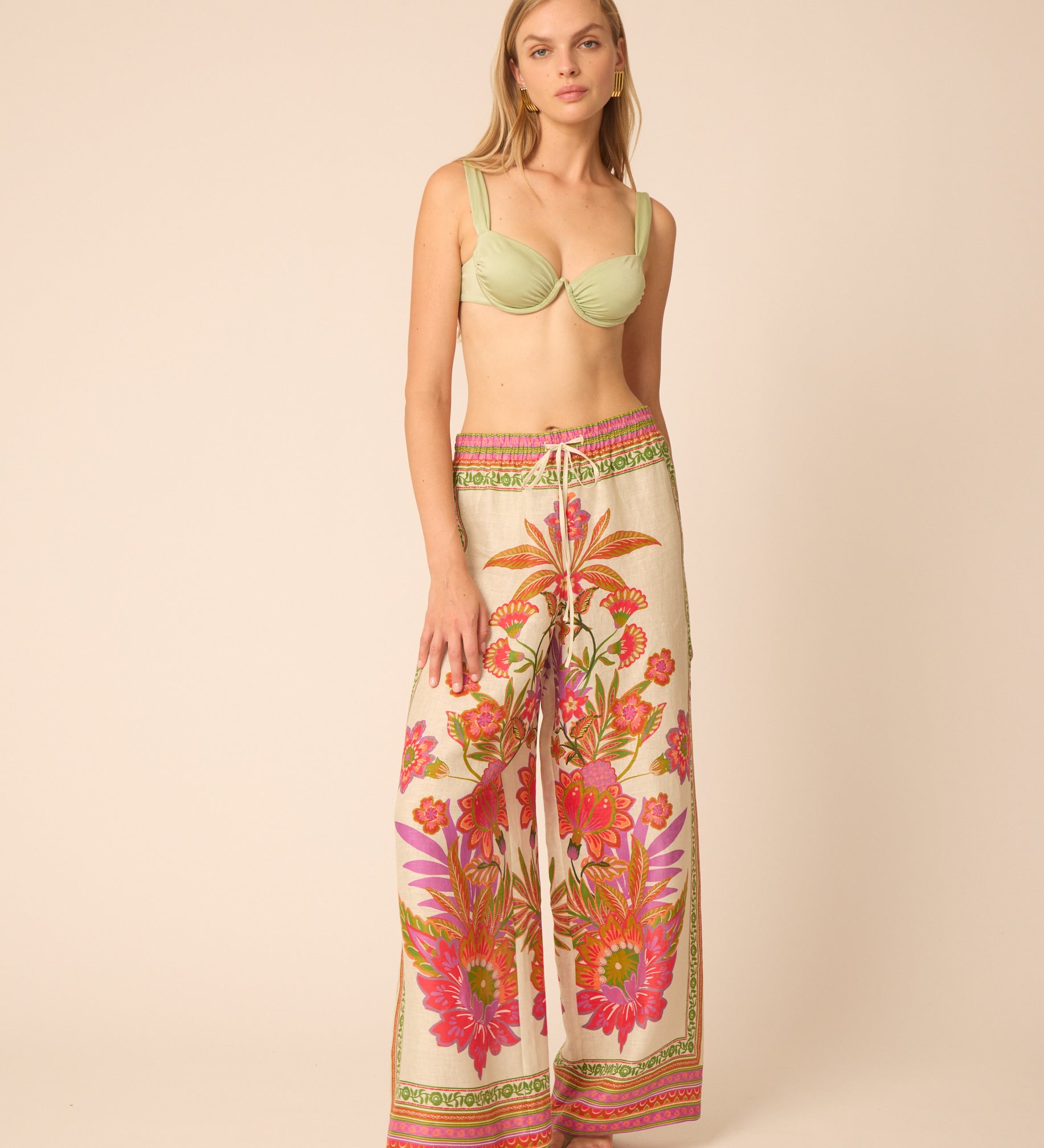 Jiya pant