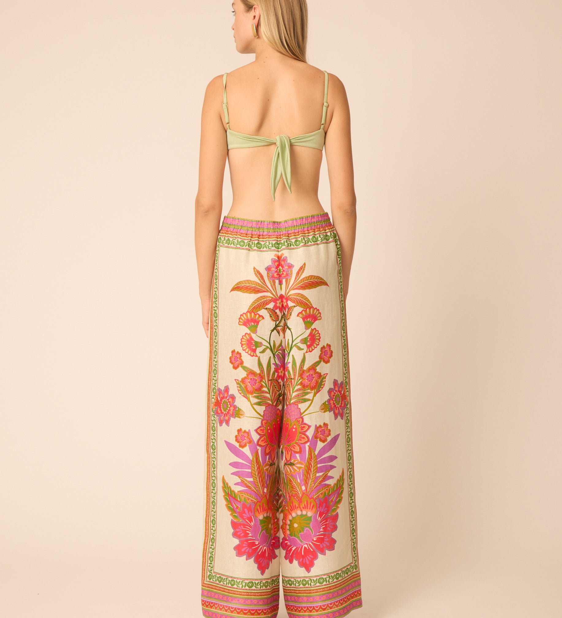 Jiya pant