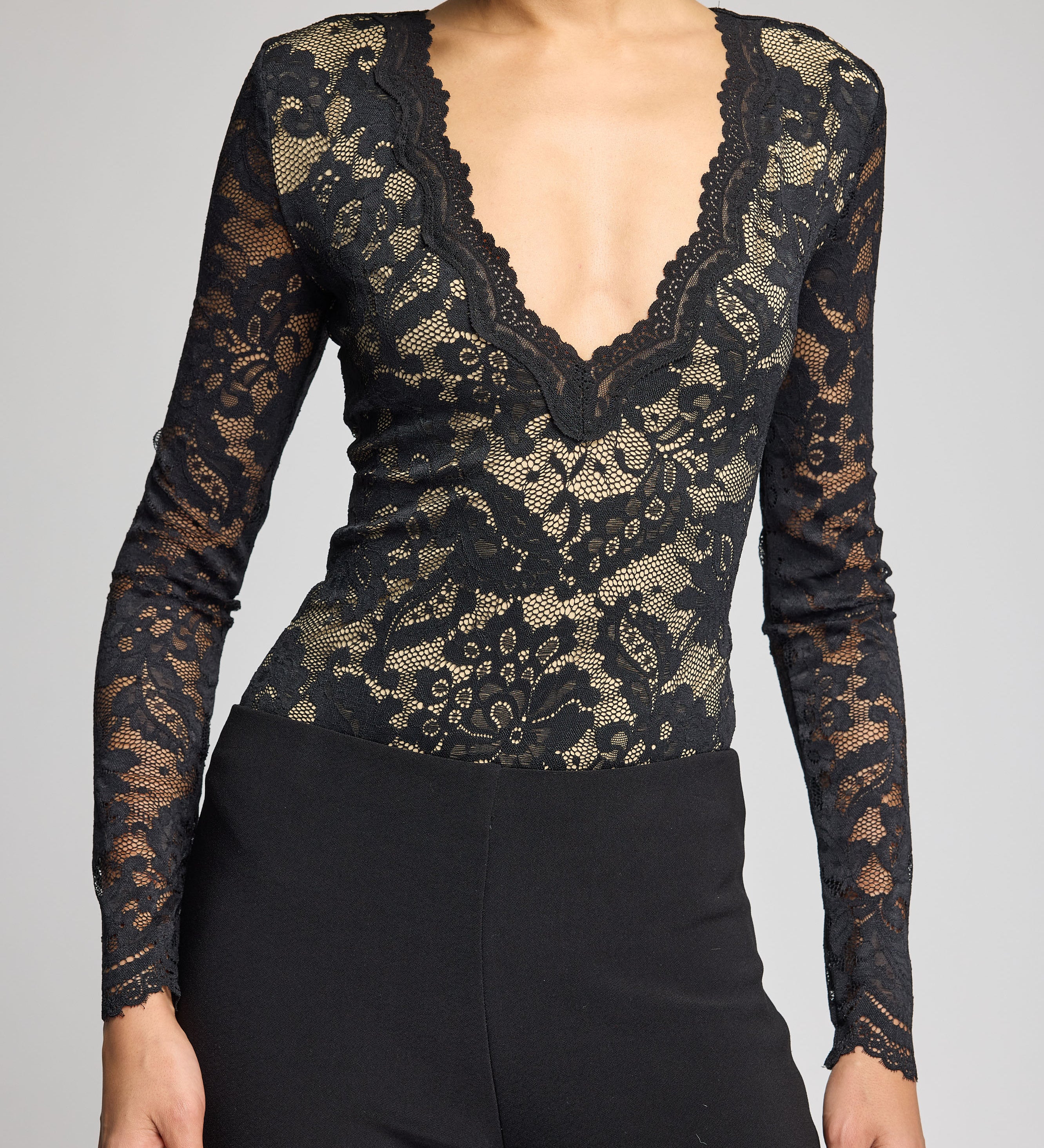 ALESSIA LACE BODYSUIT