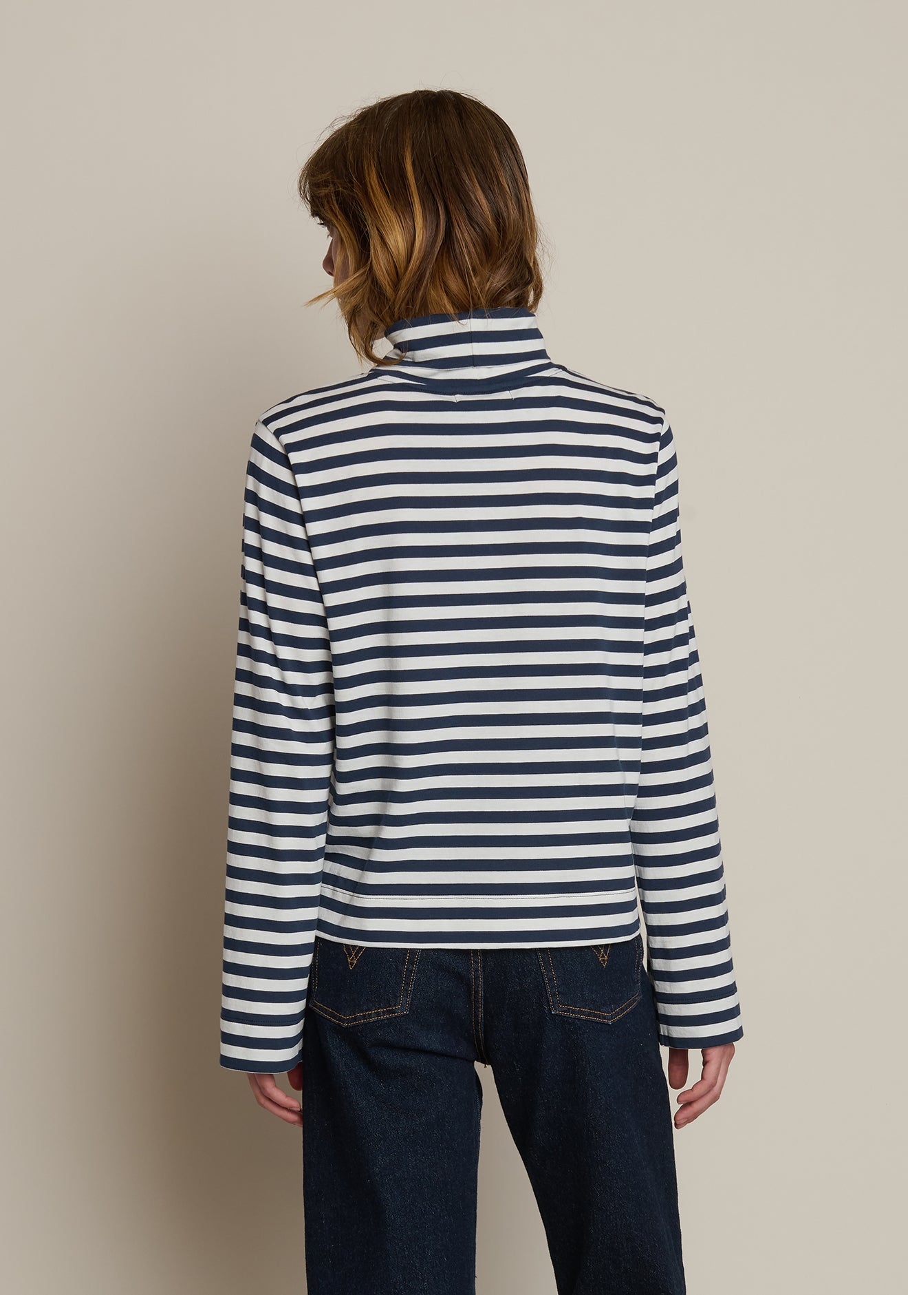 Neo Mock Neck T-Shirt