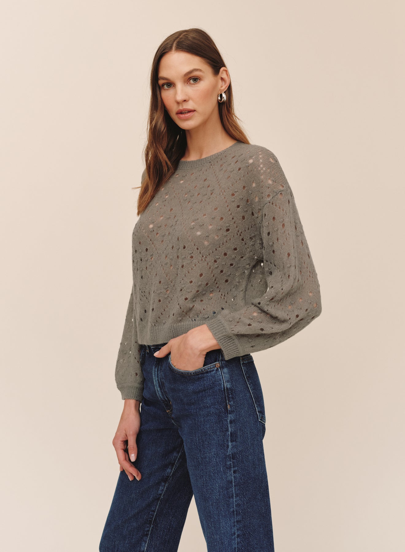 B20105-L54-304 - BALLOON SLEEVE SWEATER