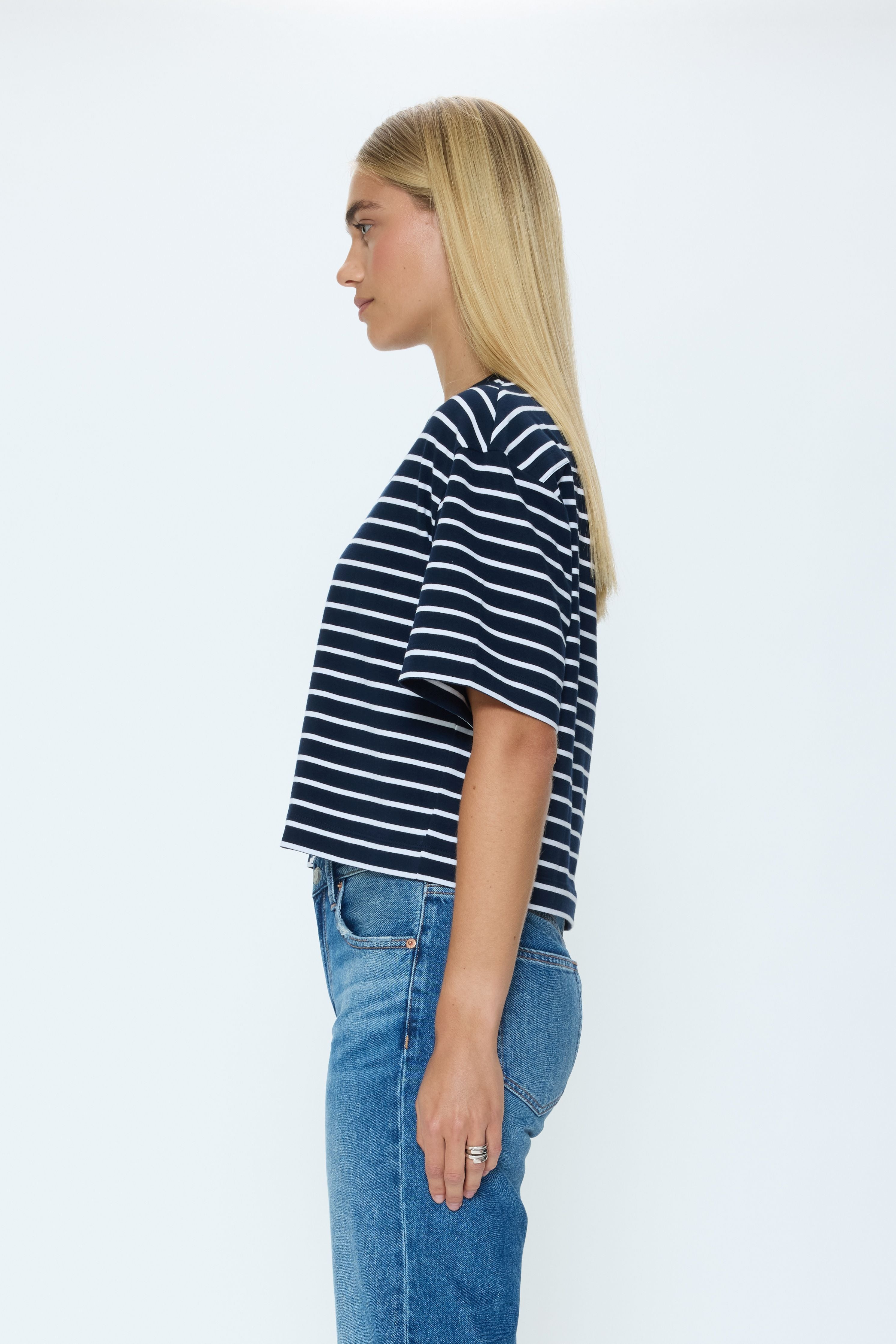 MAE CROPPED TEE