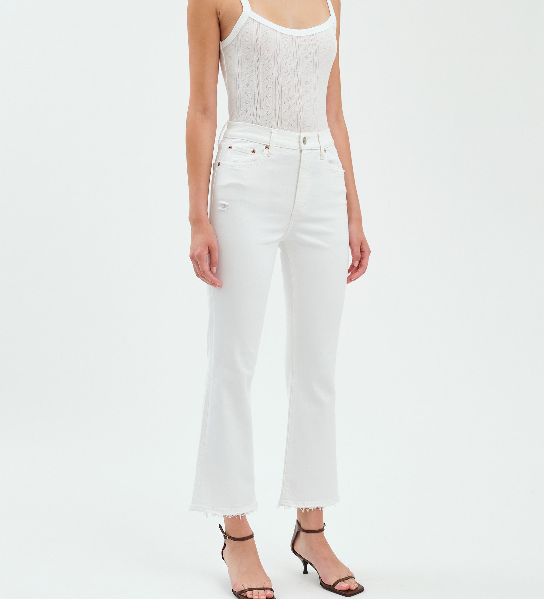 SHY GIRL HIGH RISE CROP FLARE