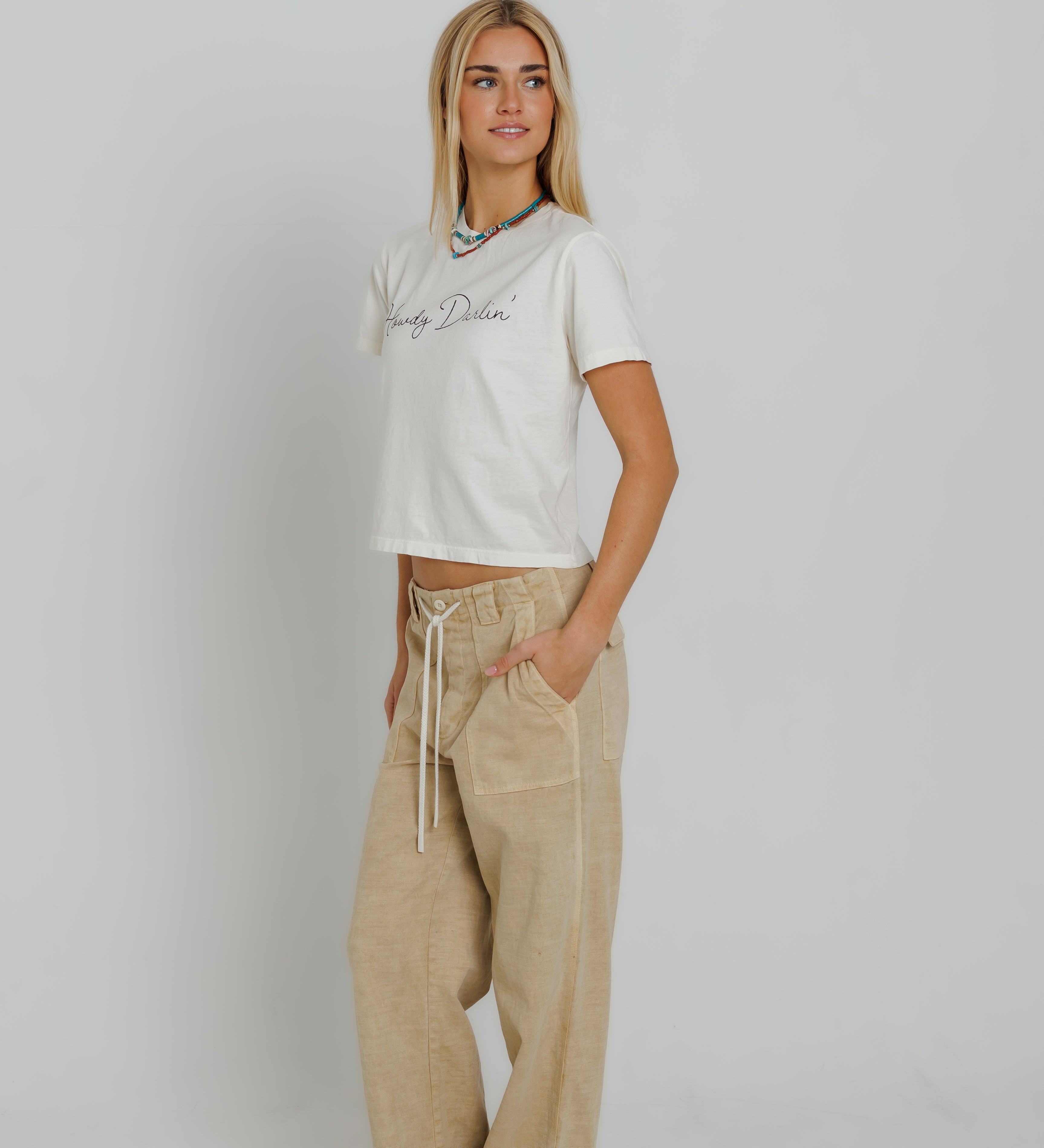 HOWDY DARLIN - EVERYDAY TEE