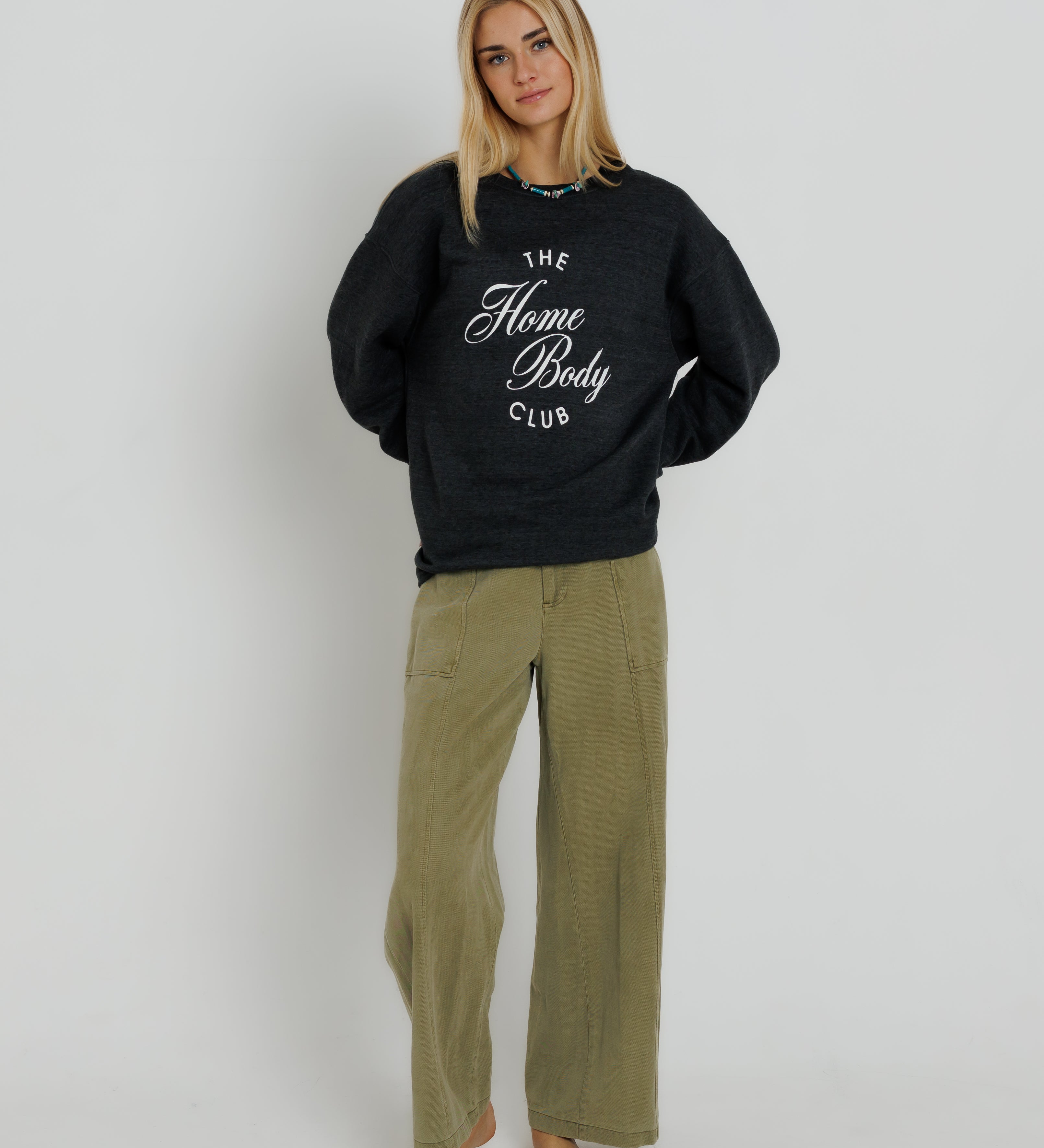 THE HOMEBODY CLUB - OVERSIZED CREW