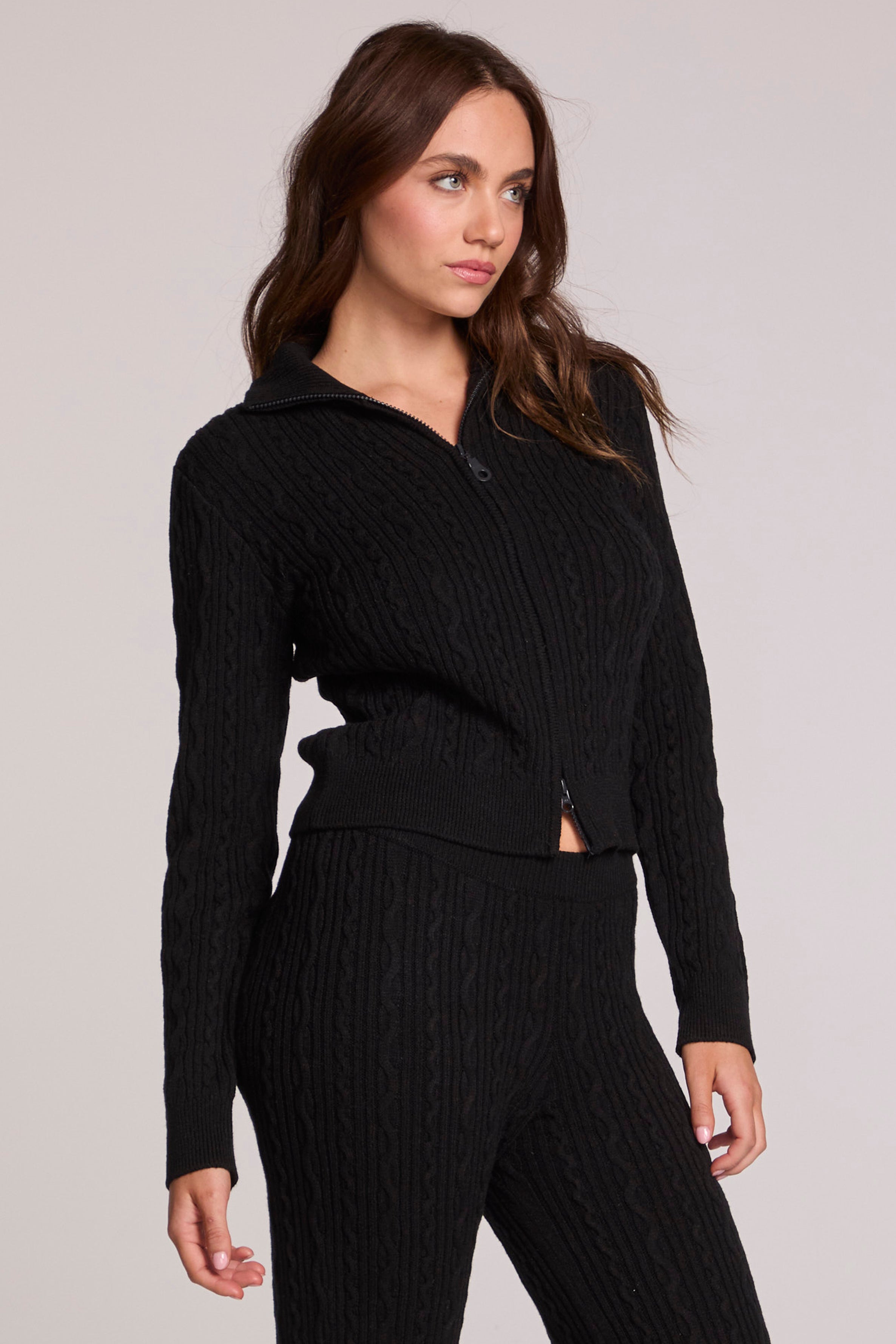 BEATRIX SWEATER