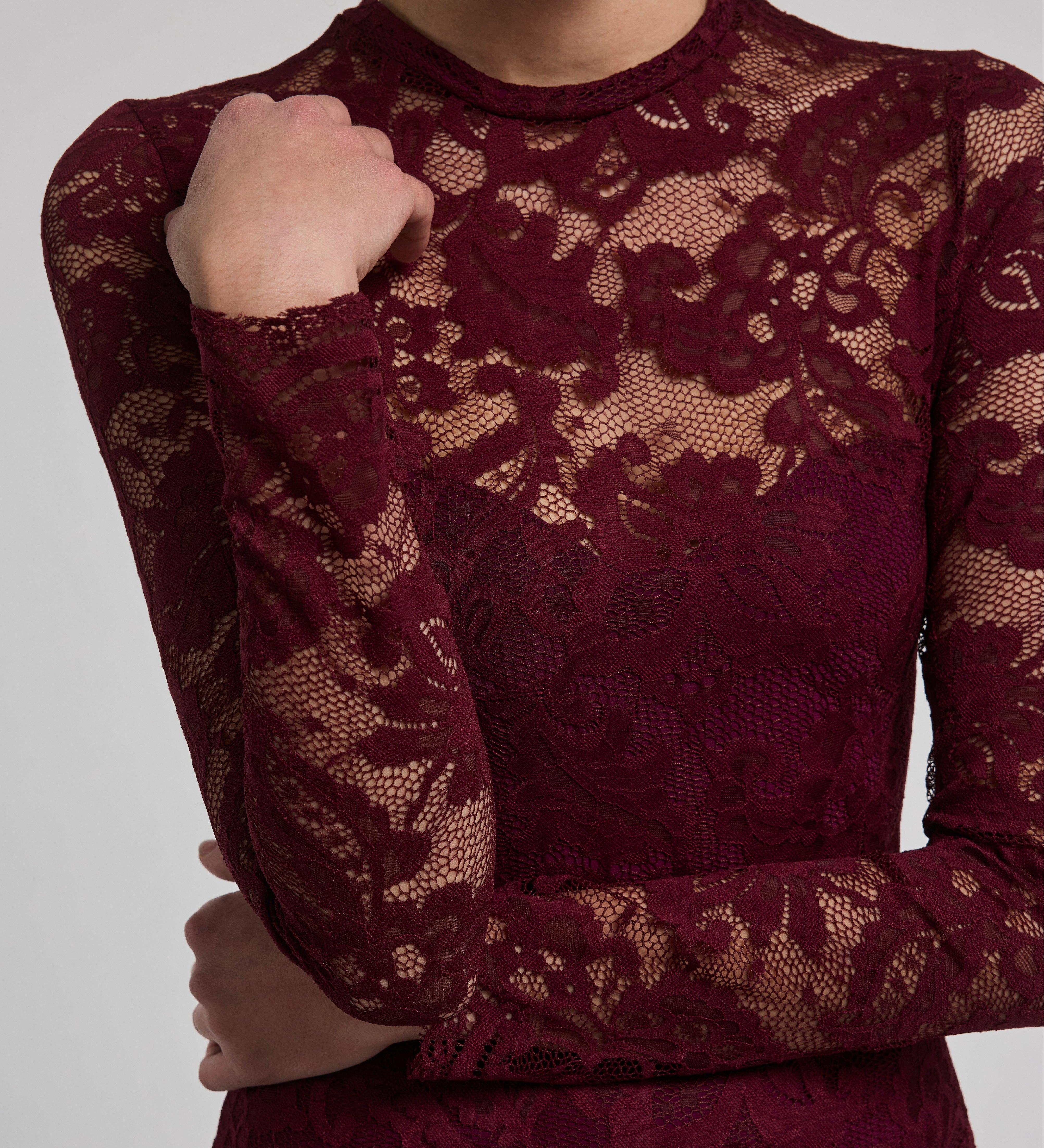 CLAYTON LACE TOP