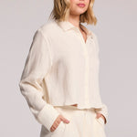 PASO CROP BUTTON UP