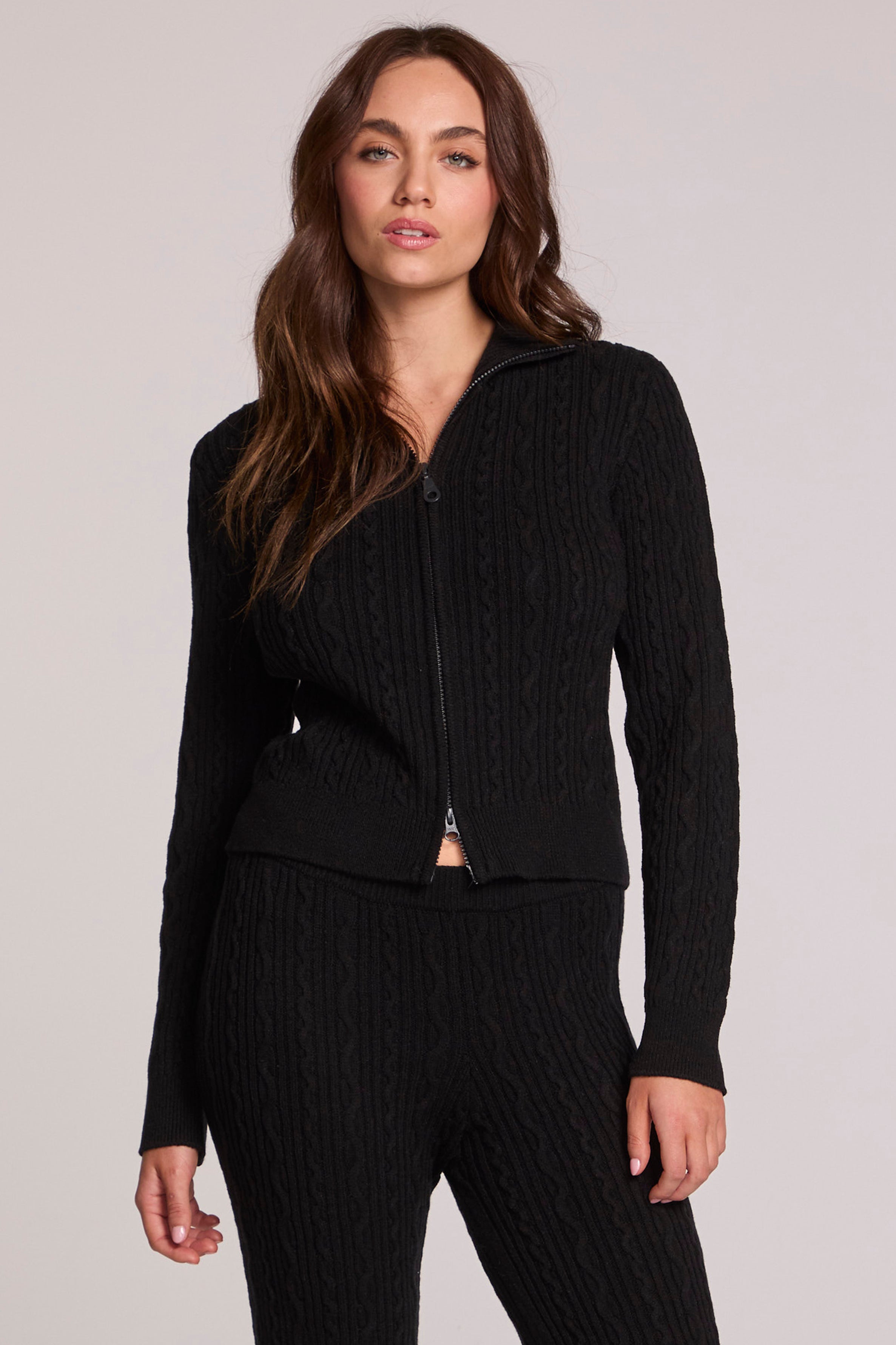 BEATRIX SWEATER