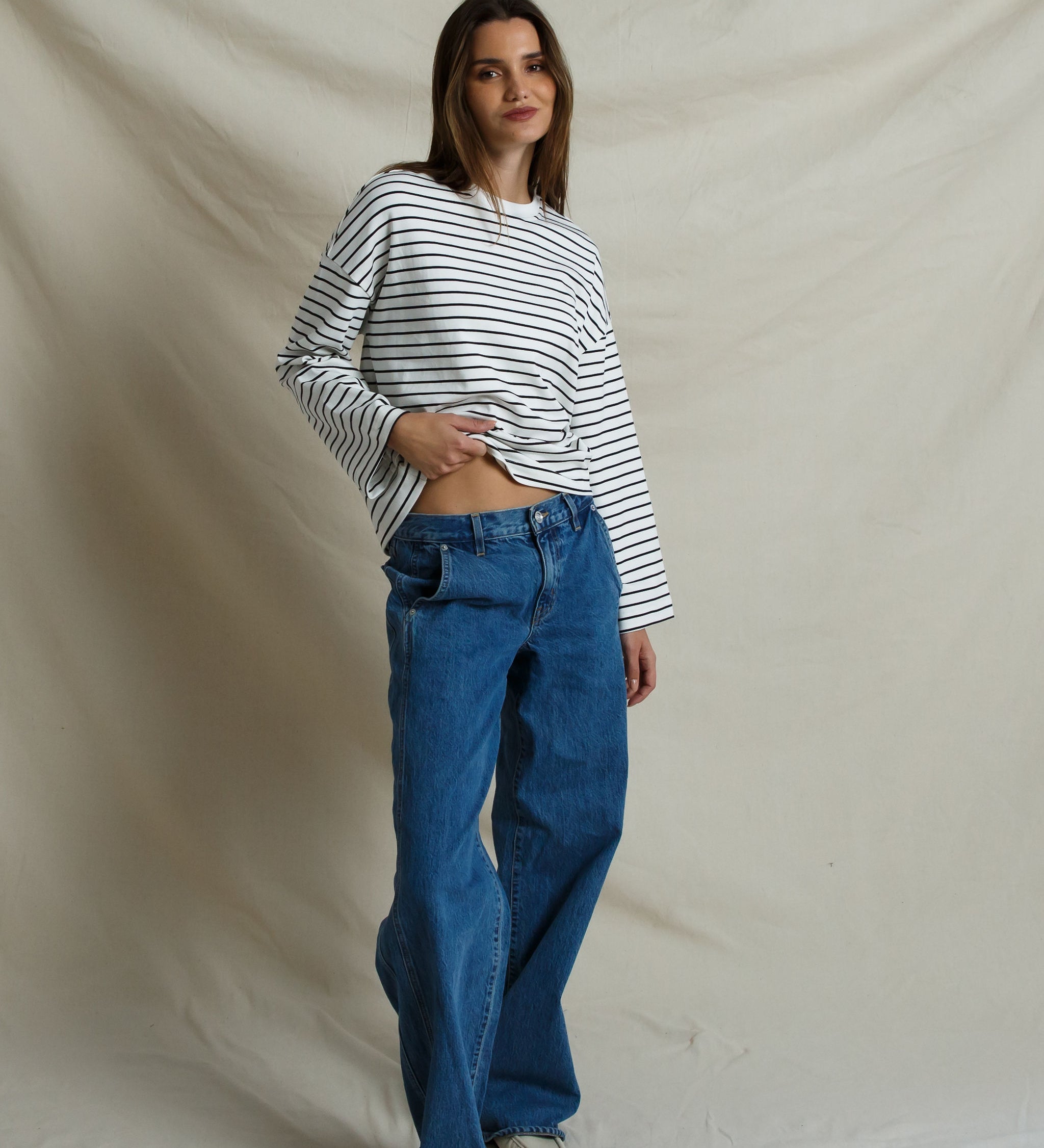 White/Black Stripe