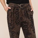 B3736-L90-302 - BELTED SEAM PANT