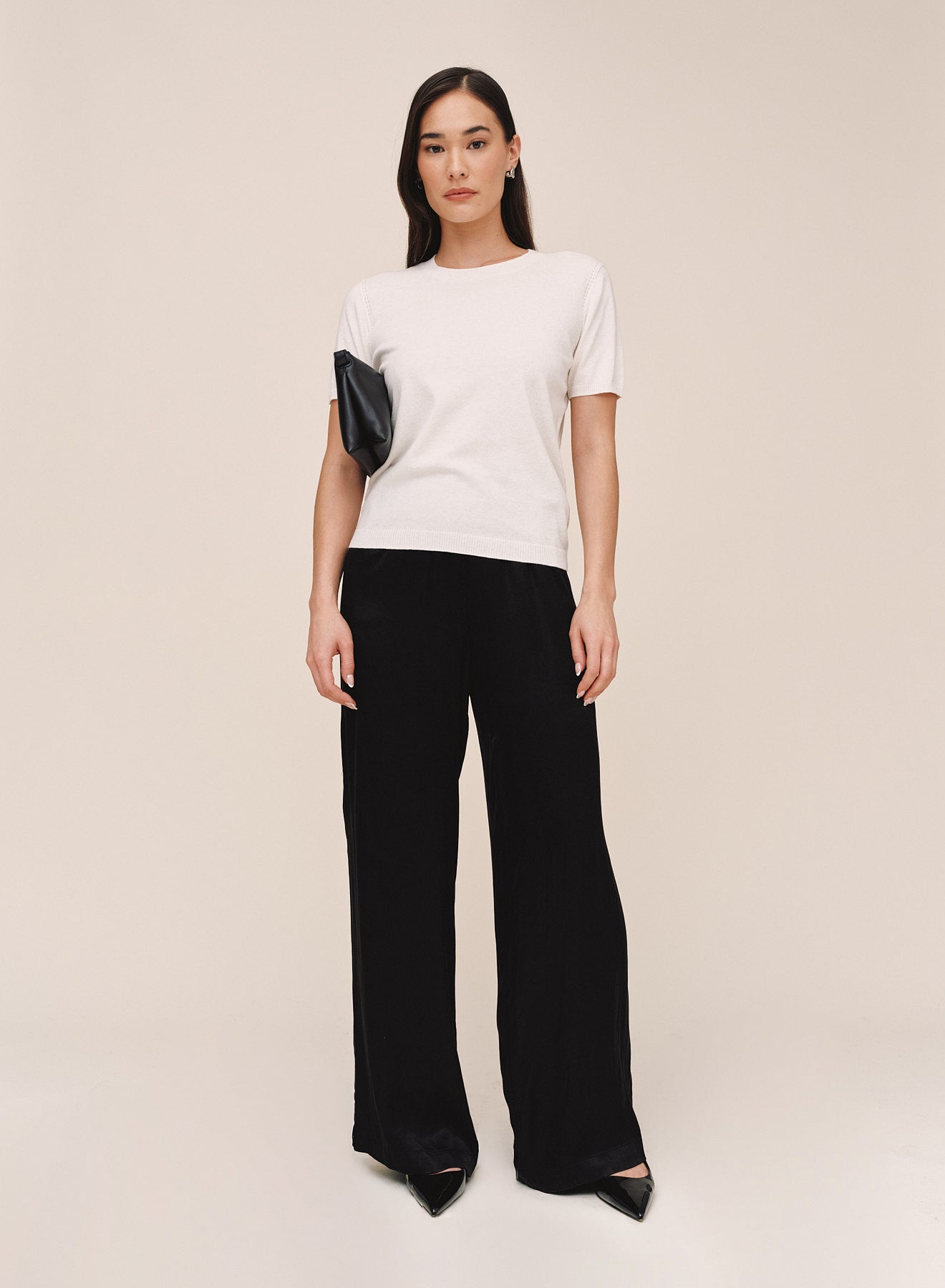 B3188-A91-302 - SLEEK WIDE LEG PANT