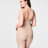Thinstincts® 2.0 High-waisted Mid-thigh Short