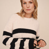 B2001-L40-300 - DROP SHOULDER SWEATER